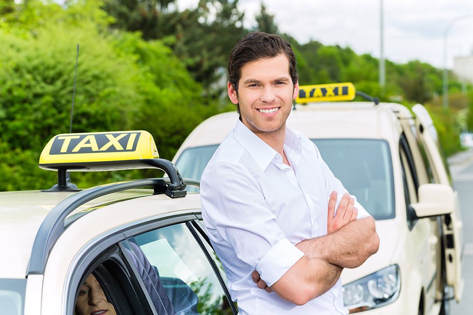 Taxifahrer In Ausbildung Gehalt Voraussetzungen Und Beruf